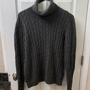 Old Navy Men's Dark Gray Turtleneck Sweater